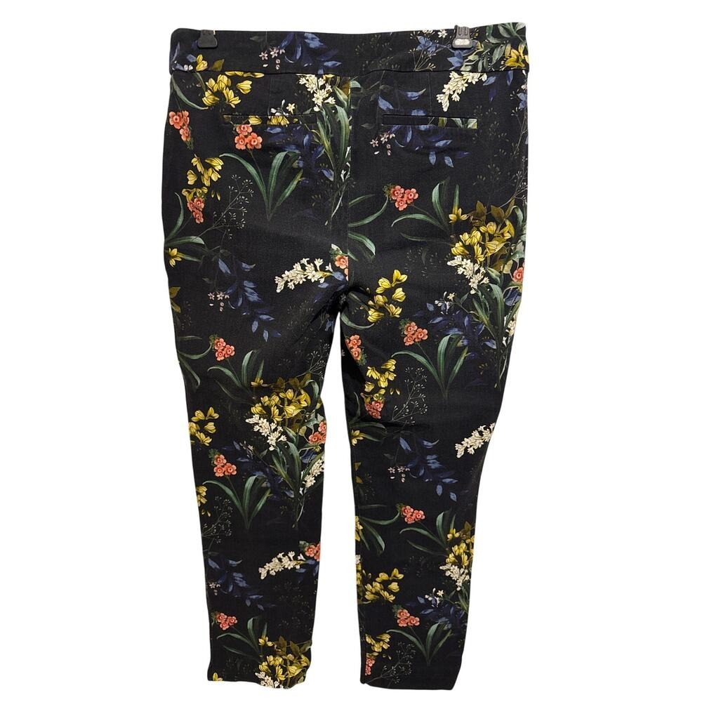 Chicos So Slimming Brigitte Collection Ankle Pants Black Floral Tummy Control 10 - Picture 3 of 13
